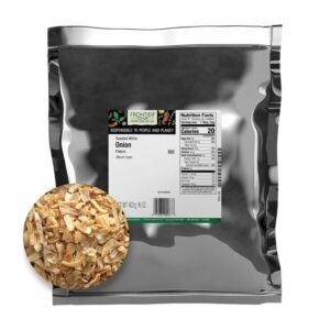 Onion flakes